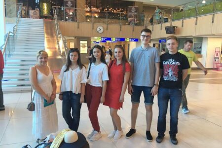 Благодаря Усатому бельцкие лицеисты-победители олимпиад вновь едут отдыхать в лучший лагерь России