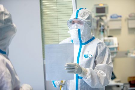 «Похоже, кому-то нужны деньги« на кулиоаце »перед выборами» — Ренато Усатый о снижении зарплаты реаниматологам